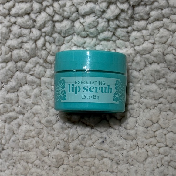 Other - Bath & Body Works Exfoliating Lip Scrub - sweet mint